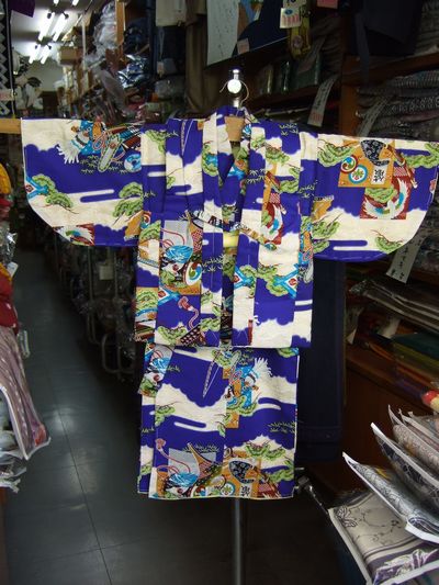 一つ身の着物 青
